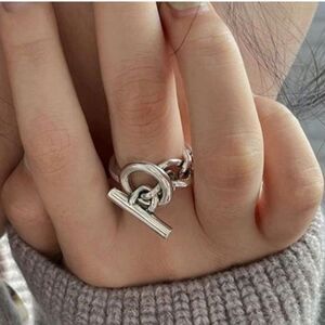 Oversized Toggle Ring in 925 silver